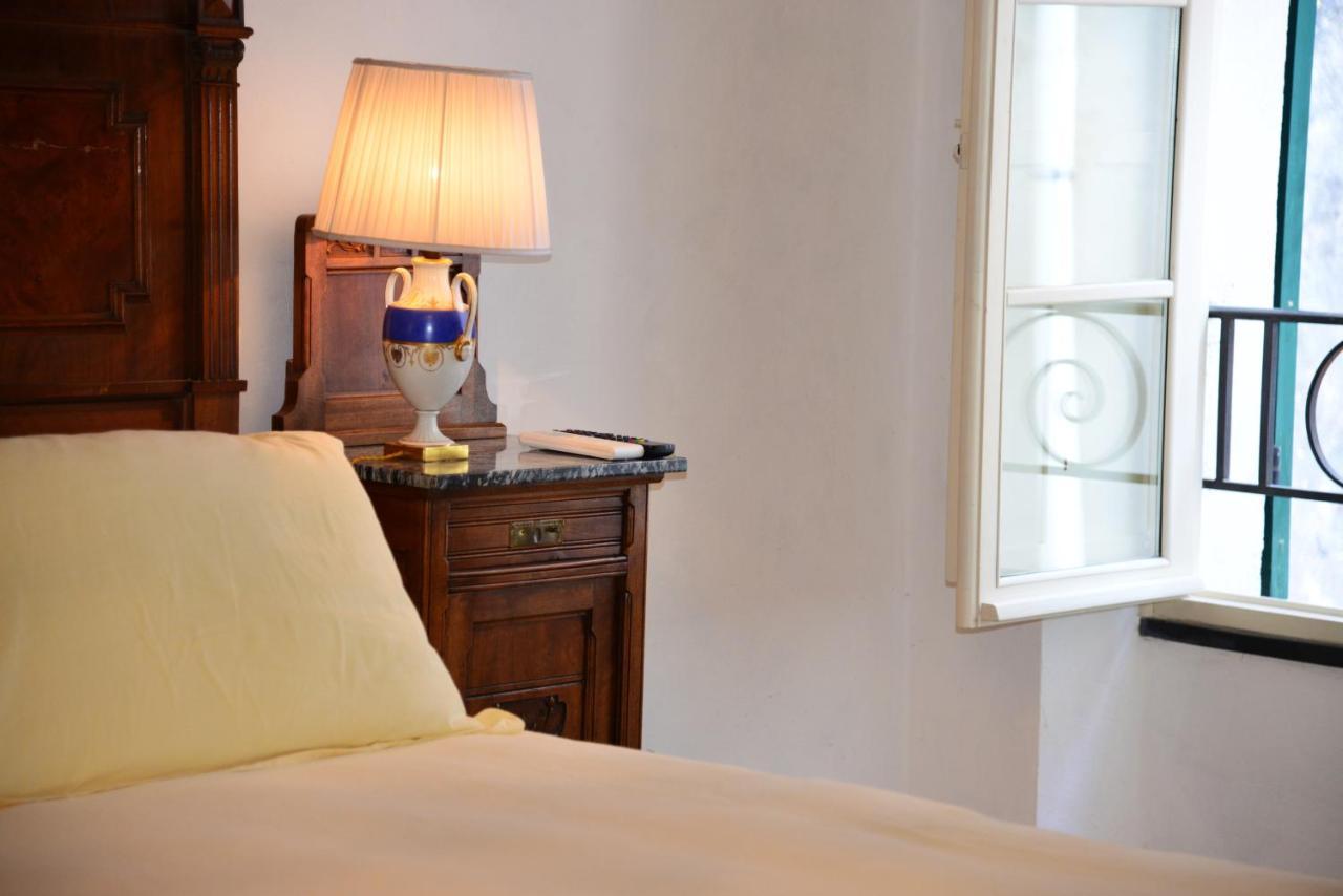 ונטימיגליה La Terrazza Di Vico Olivi B&B מראה חיצוני תמונה