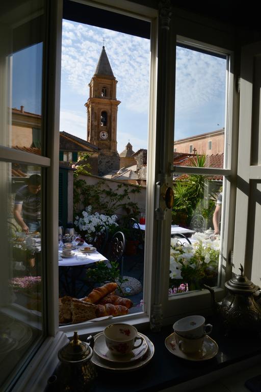 ונטימיגליה La Terrazza Di Vico Olivi B&B מראה חיצוני תמונה
